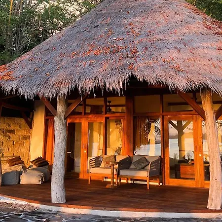 Pearl Beach Resort Gili Asahan Exterior photo